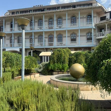 Hotel Beka Palace 第比利斯 外观 照片
